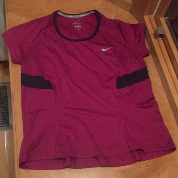 nike tennis tee